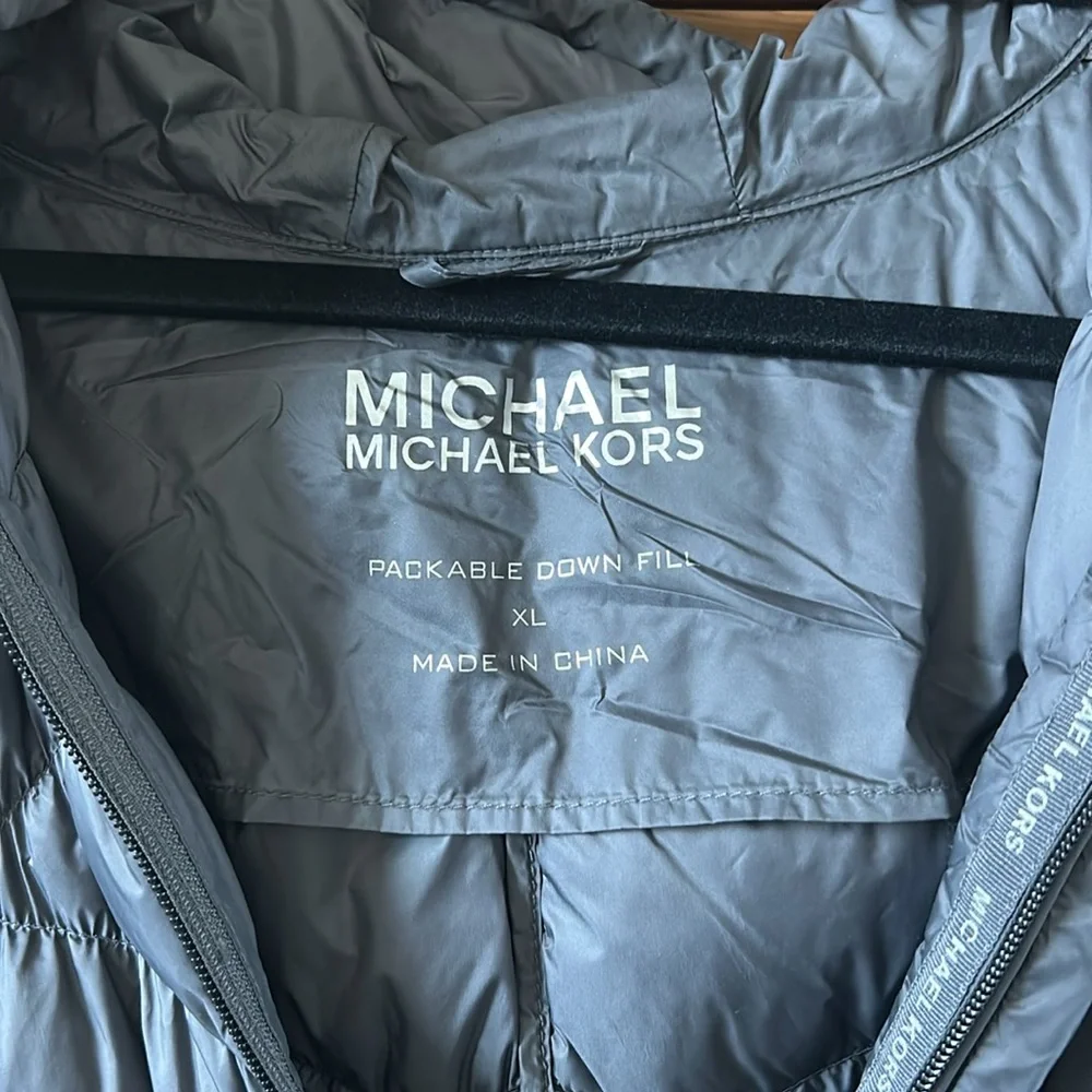 Michael Kors Quilted Hooded Jacket - Picture 4 of 7